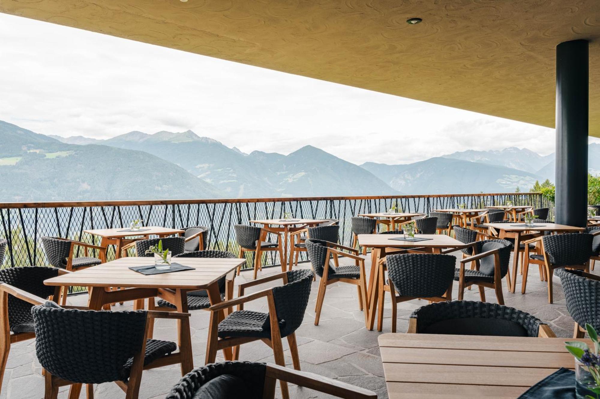 My Arbor - Dolomites Hotel Bressanone Exterior foto Restaurant