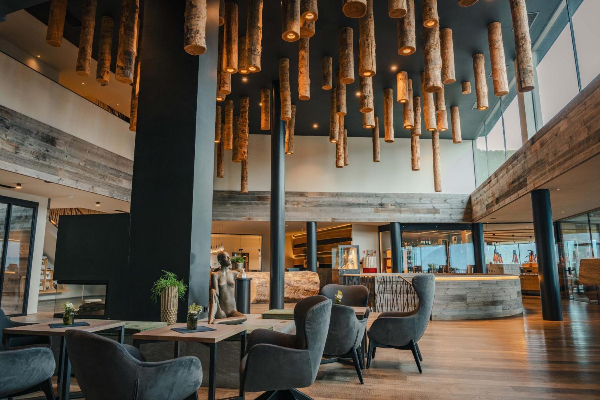 My Arbor - Dolomites Hotel Bressanone Exterior foto The interior of the restaurant