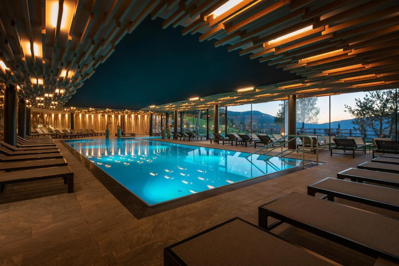 My Arbor - Dolomites Hotel Bressanone Exterior foto The swimming pool at the hotel